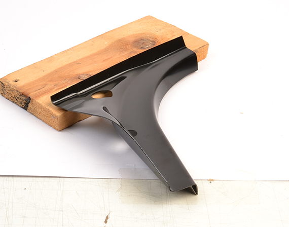 Angle de support, réservoir d'essence, arrière, droite                                              